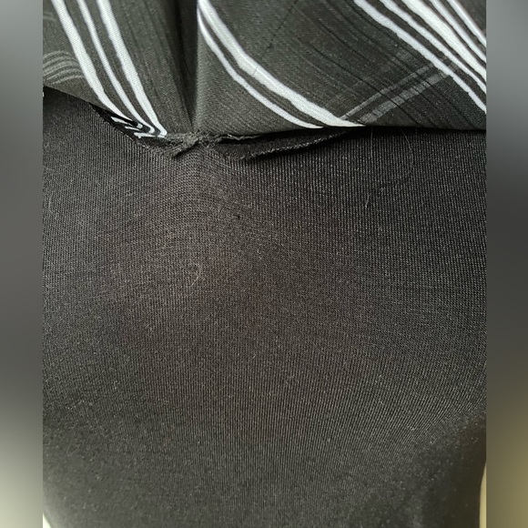 BCX Top with Black White Stripe Overlay NWT - Picture 7 of 10